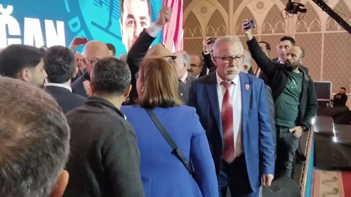 Gültekin Uysal, Demokrat Parti Genel Başkanı